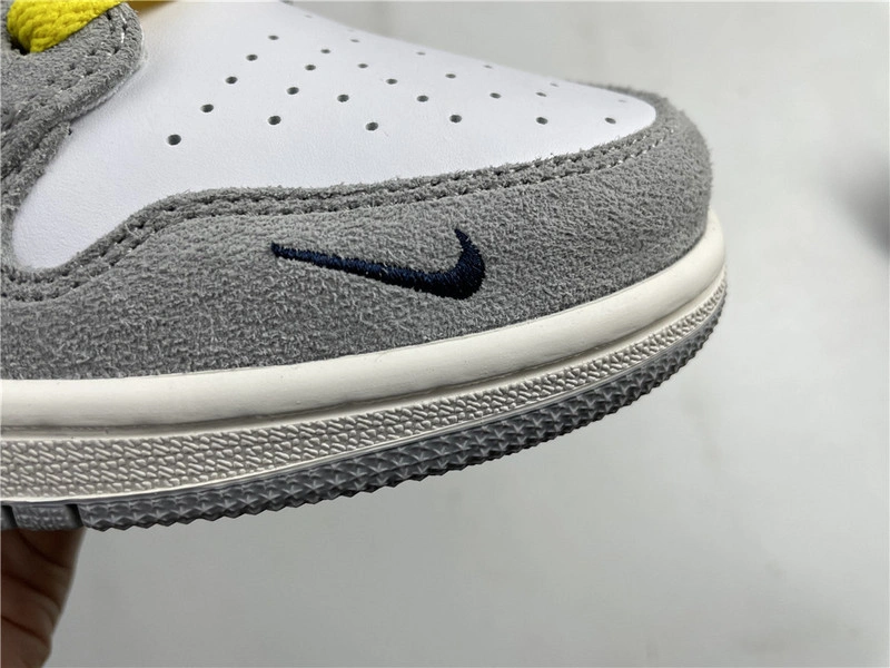 Jordan 1 High Switch Light Smoke  CW6576-100