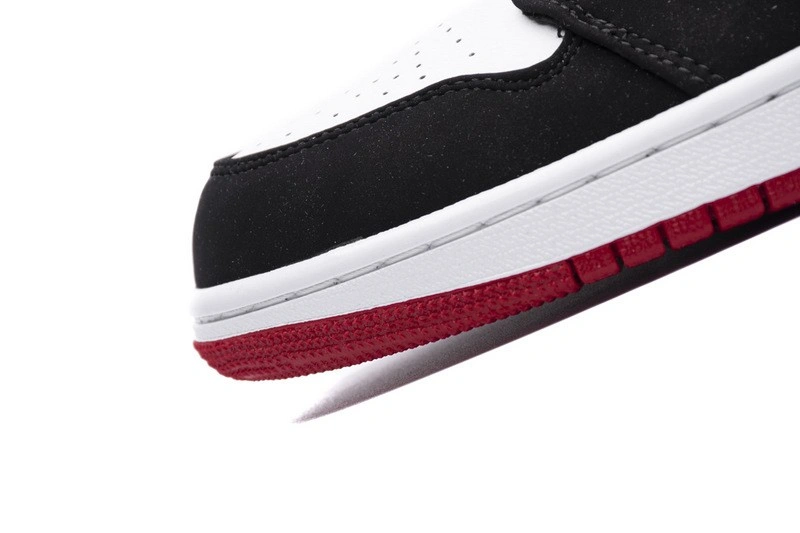 Jordan 1 Low Black Toe  553558-116