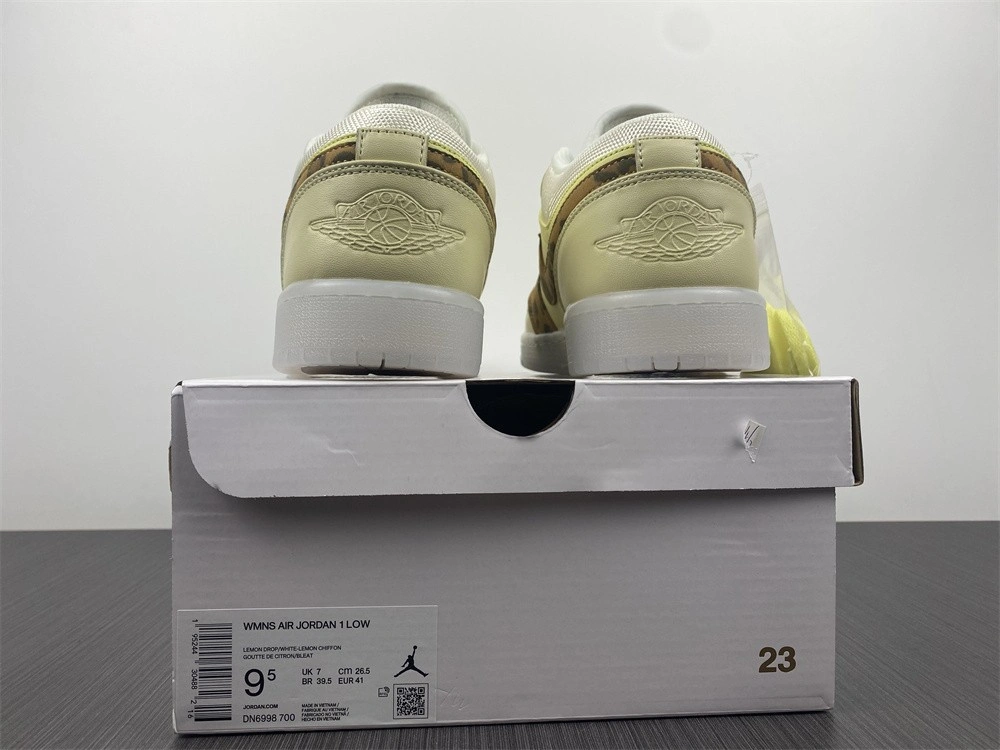 Jordan 1 Low Crimson Tint - 553558-034