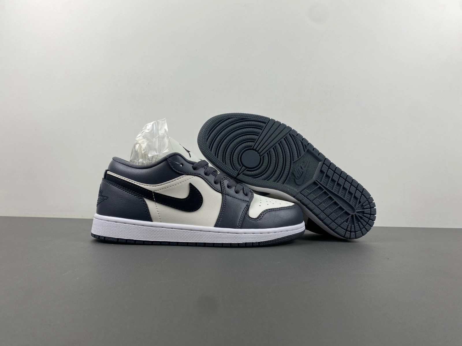 Jordan 1 Low Dark Grey (Women's) - DC0774-102