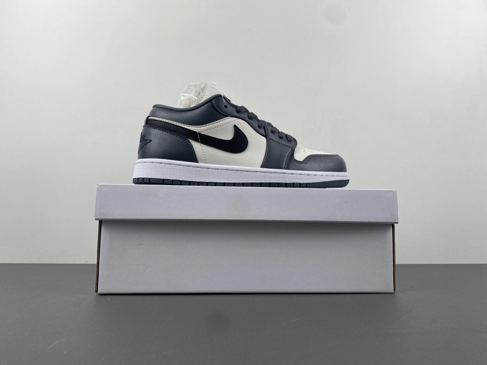 Jordan 1 Low Dark Grey (Women's) - DC0774-102