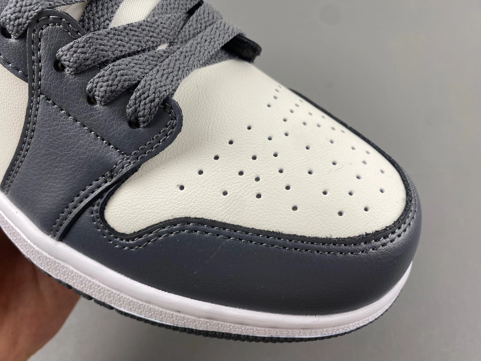 Jordan 1 Low Dark Grey (Women's) - DC0774-102