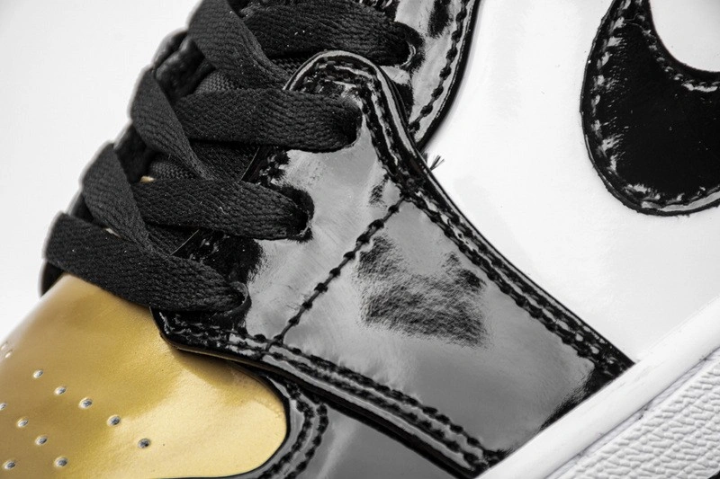 Jordan 1 Low Gold Toe  CQ9447-700