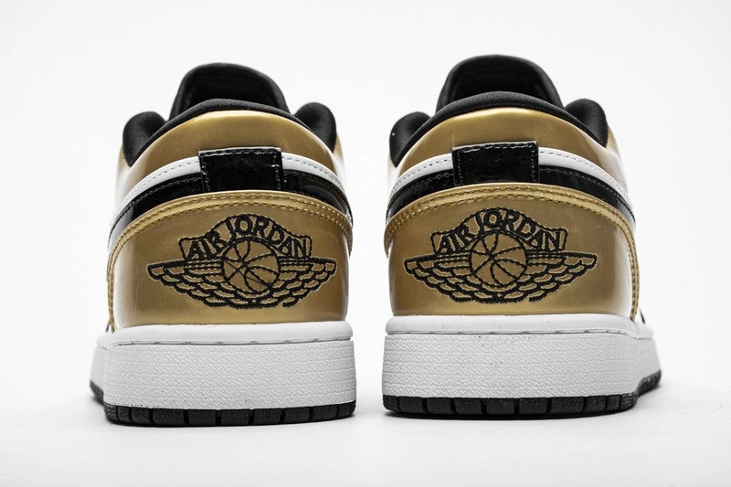 Jordan 1 Low Gold Toe  CQ9447-700