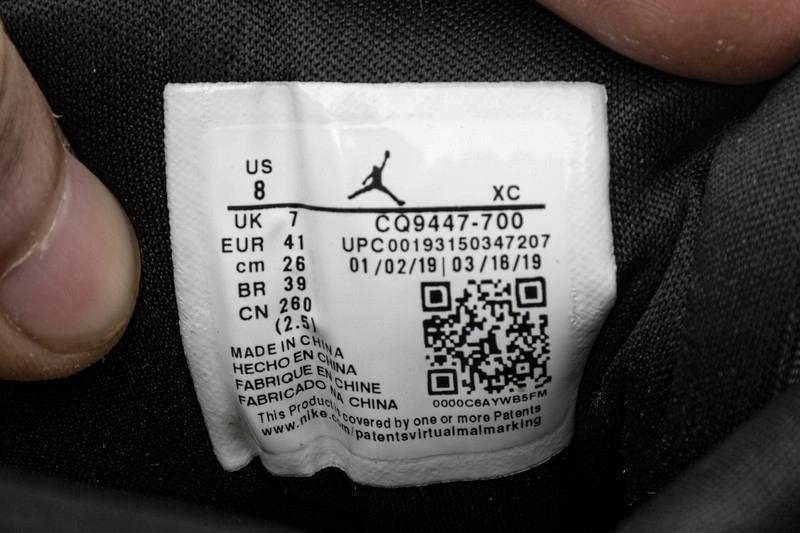 Jordan 1 Low Gold Toe  CQ9447-700