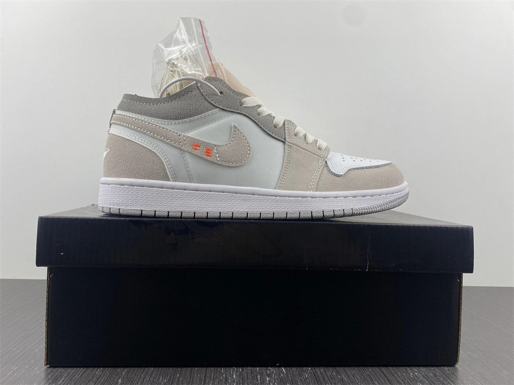 Jordan 1 Low Inside Out White Phantom - DN1635-100