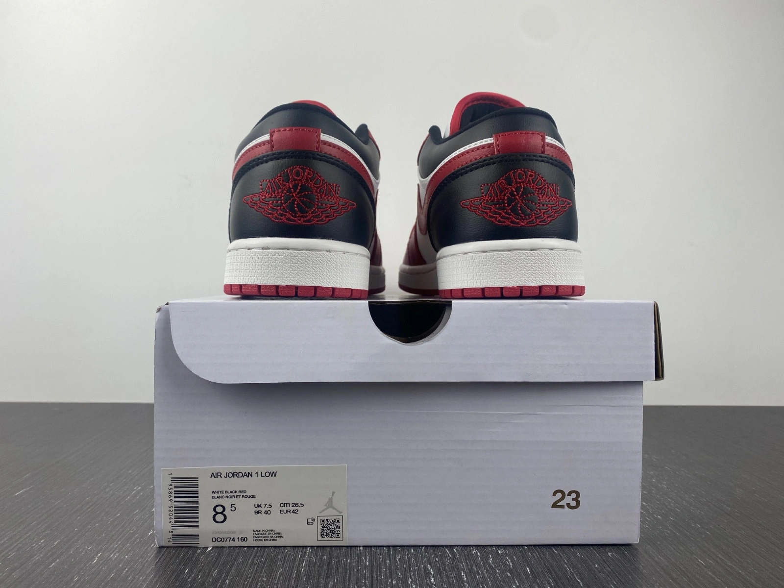 Jordan 1 Low Reverse Black Toe (Women's) - DC0774-160