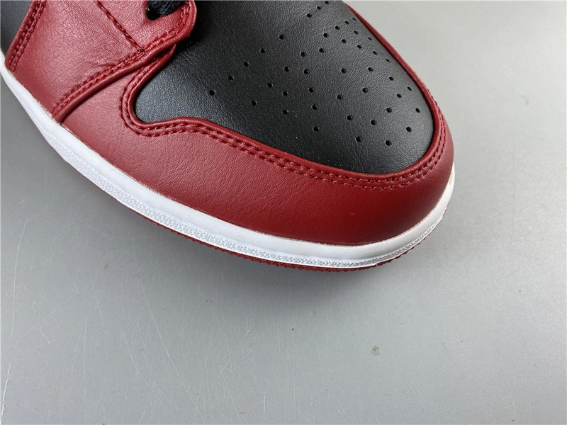 Jordan 1 Low Reverse Bred  553558-606
