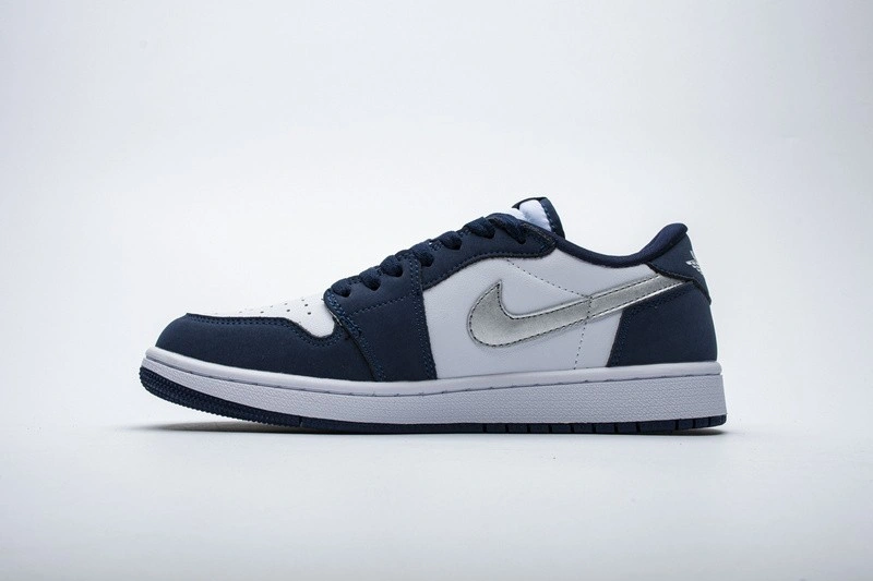 Jordan 1 Low SB Midnight Navy  CJ7891-400