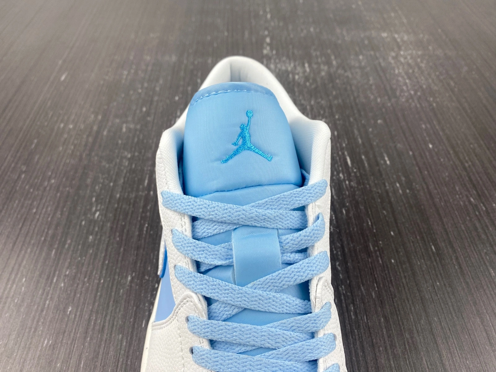 Jordan 1 Low SE Reverse Ice Blue (W) - DV1299-104