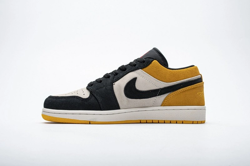 Jordan 1 Low Sail University Gold Black  553558-127