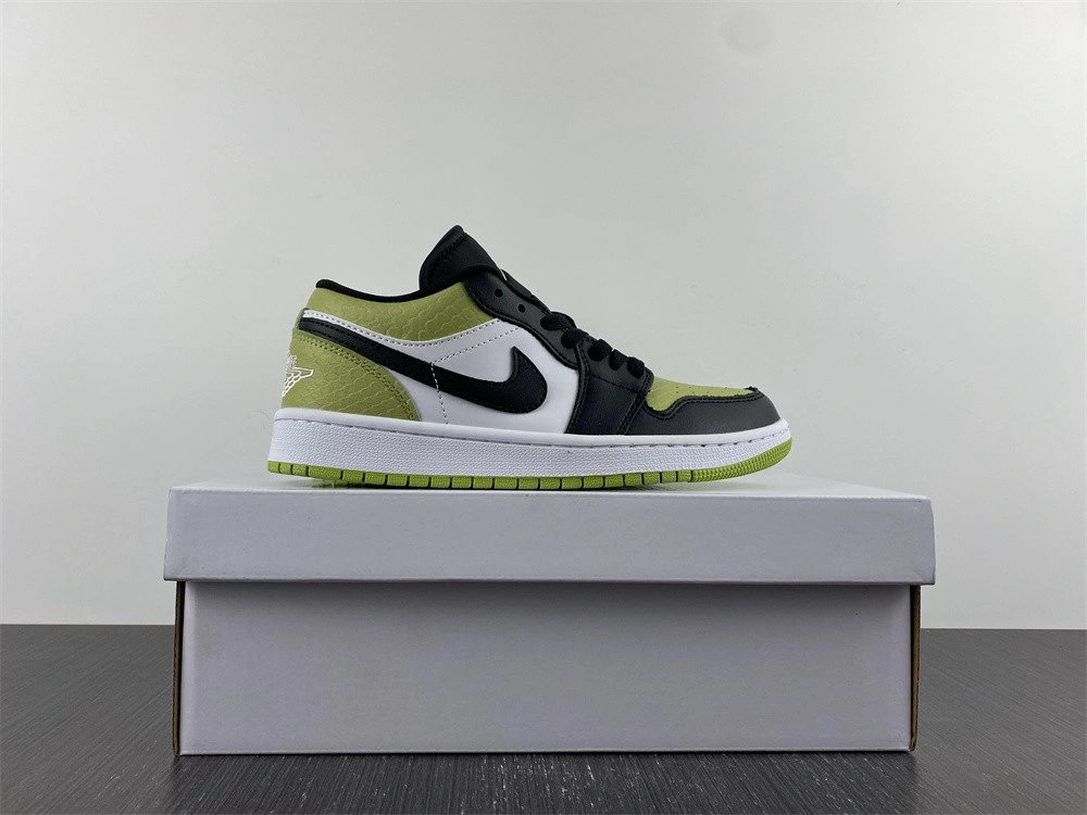 Jordan 1 Low Snakeskin Vivid Green (W) - DX4446-301