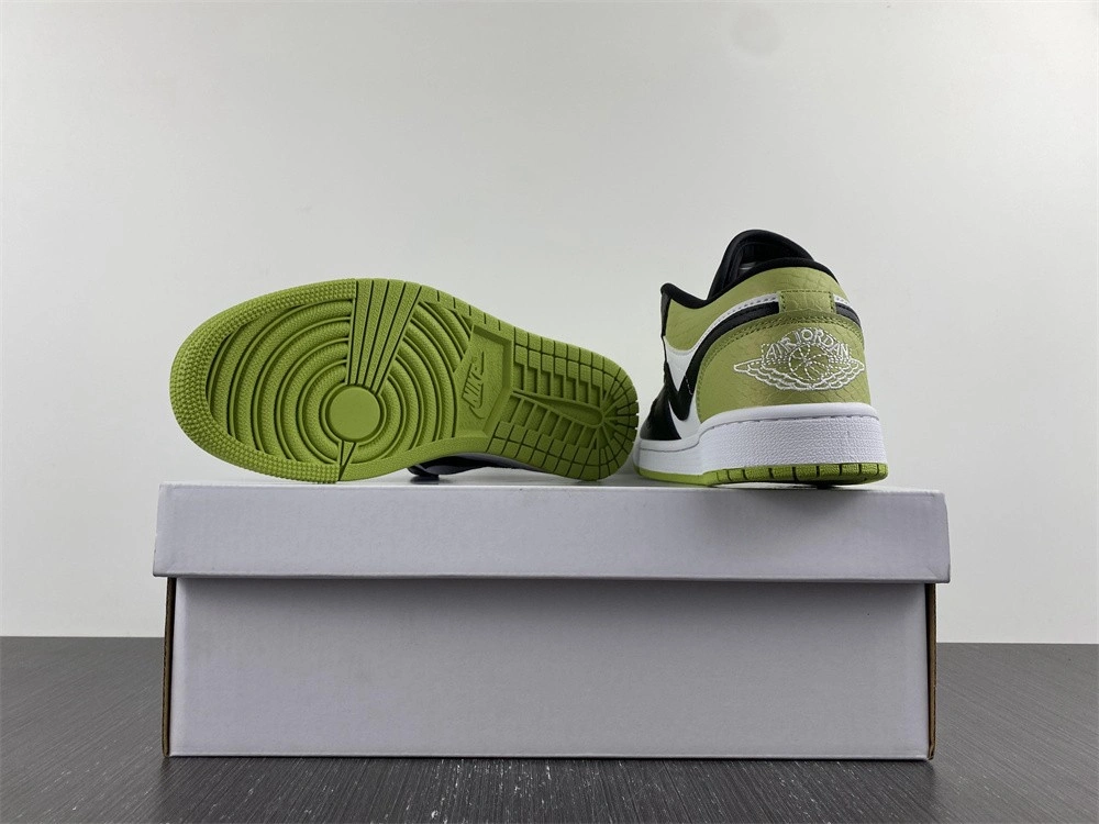 Jordan 1 Low Snakeskin Vivid Green (W) - DX4446-301