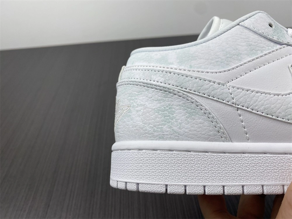 Jordan 1 Low Triple White Tumbled Leather - 553558-130
