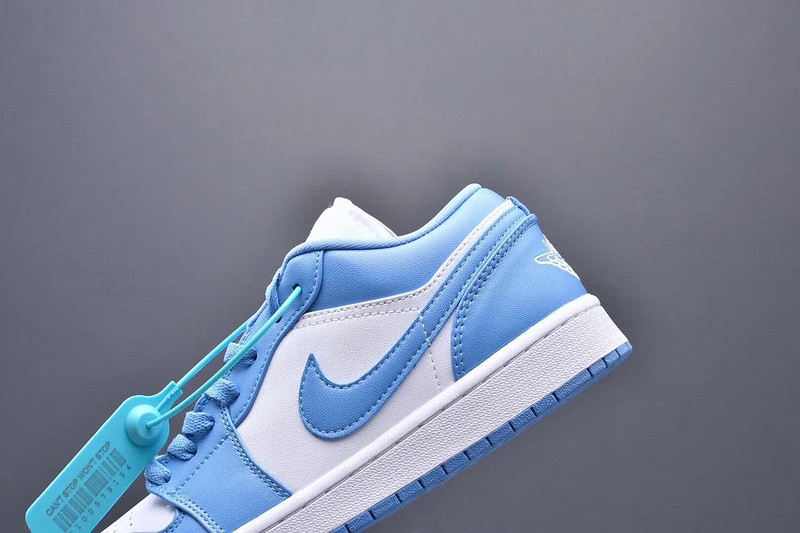 Jordan 1 Low UNC (W)  AO9944-441