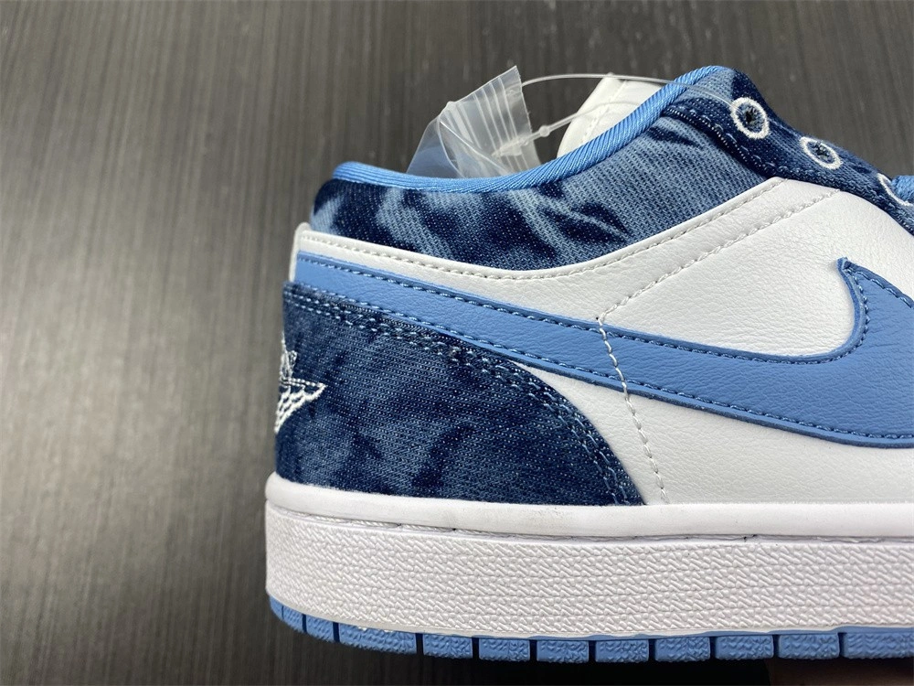 Jordan 1 Low Washed Denim (GS) - DM8947-100