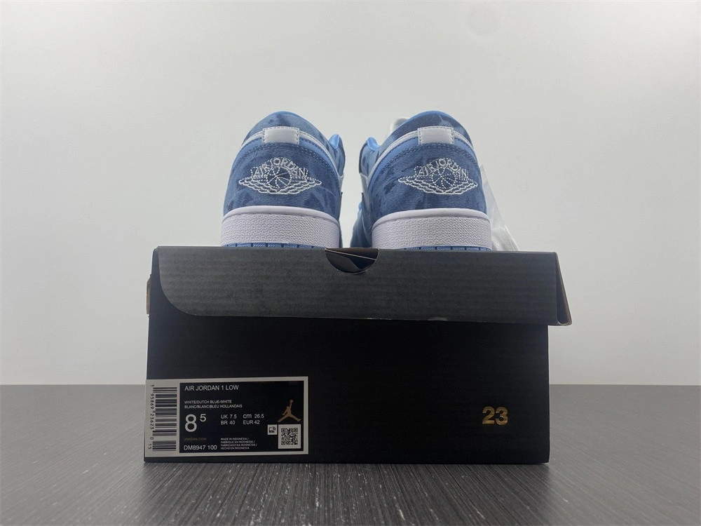 Jordan 1 Low Washed Denim (GS) - DM8947-100