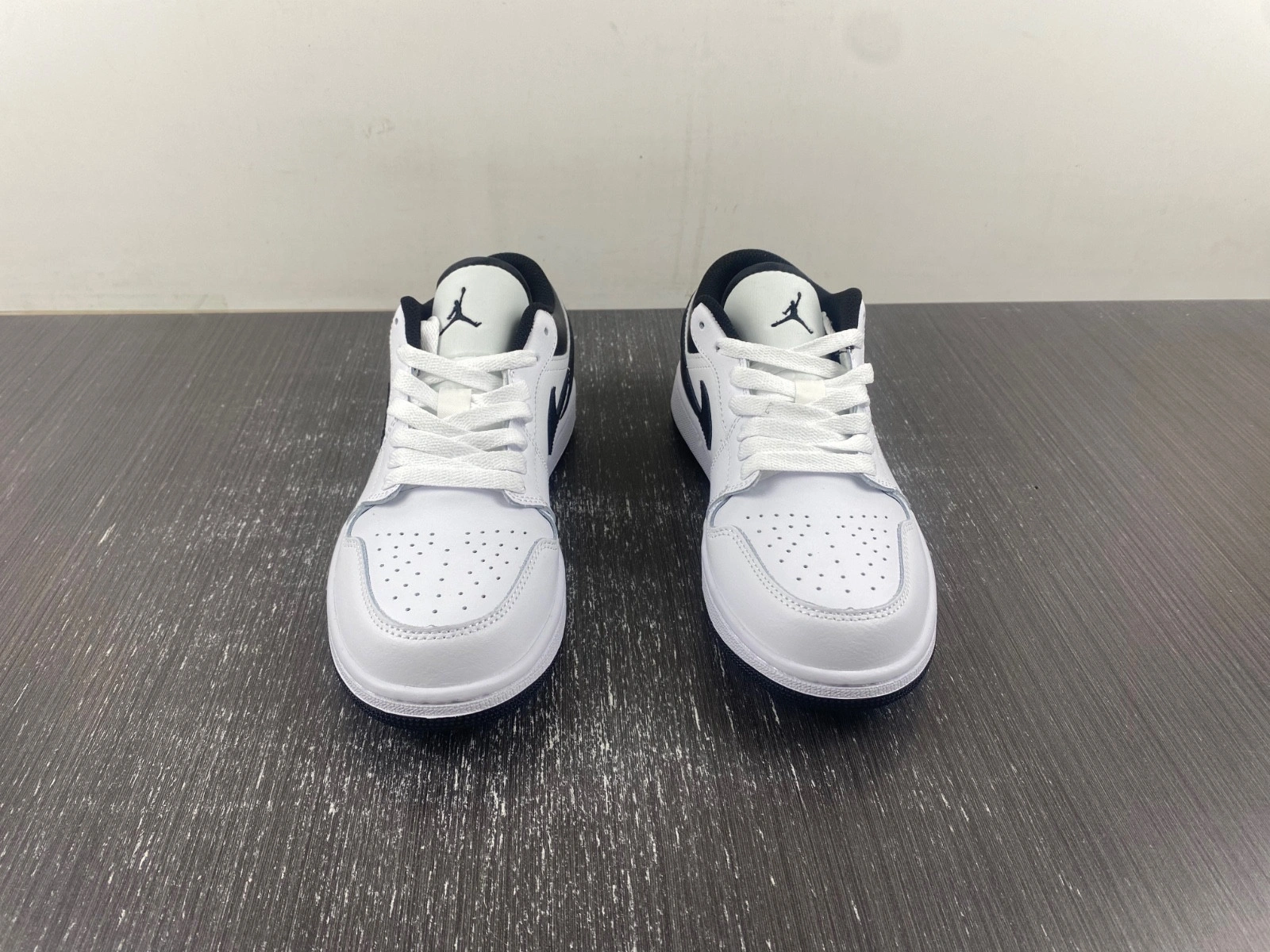 Jordan 1 Low White Black Men's - 553558-132