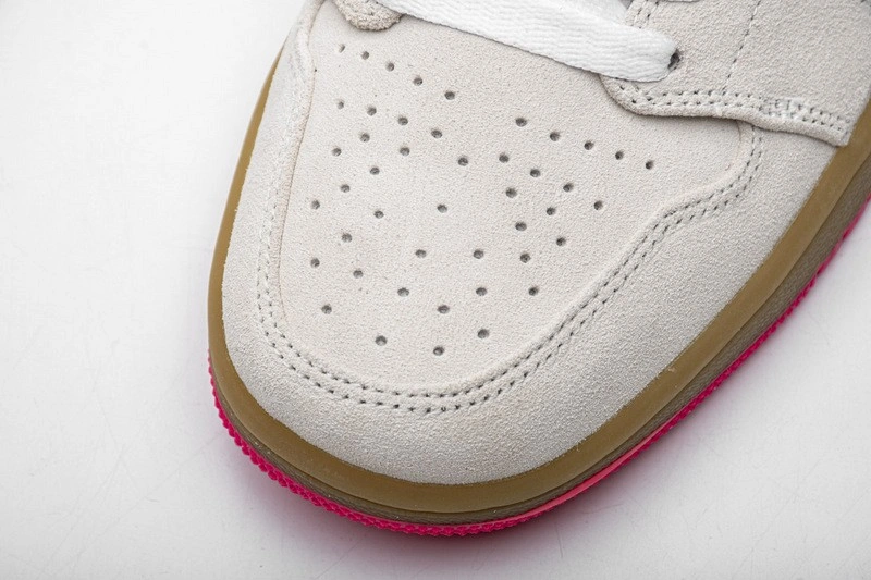 Jordan 1 Low White Gum Hyper Pink  553558-119