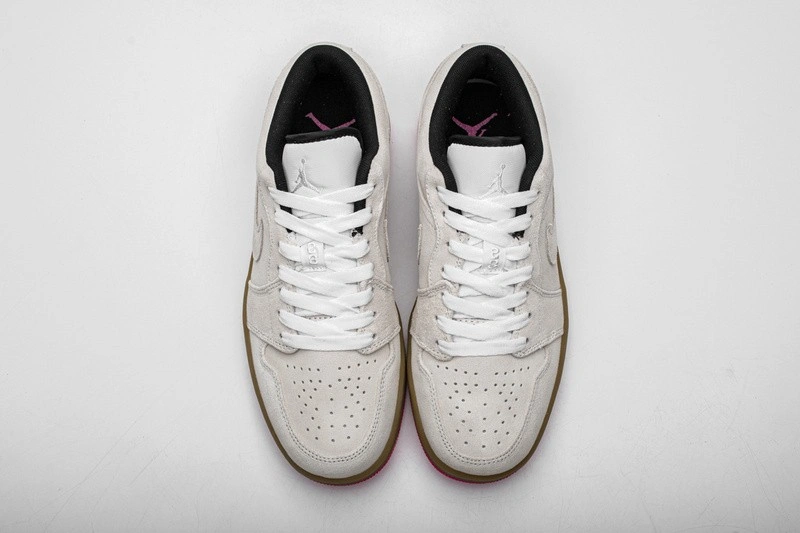 Jordan 1 Low White Gum Hyper Pink  553558-119