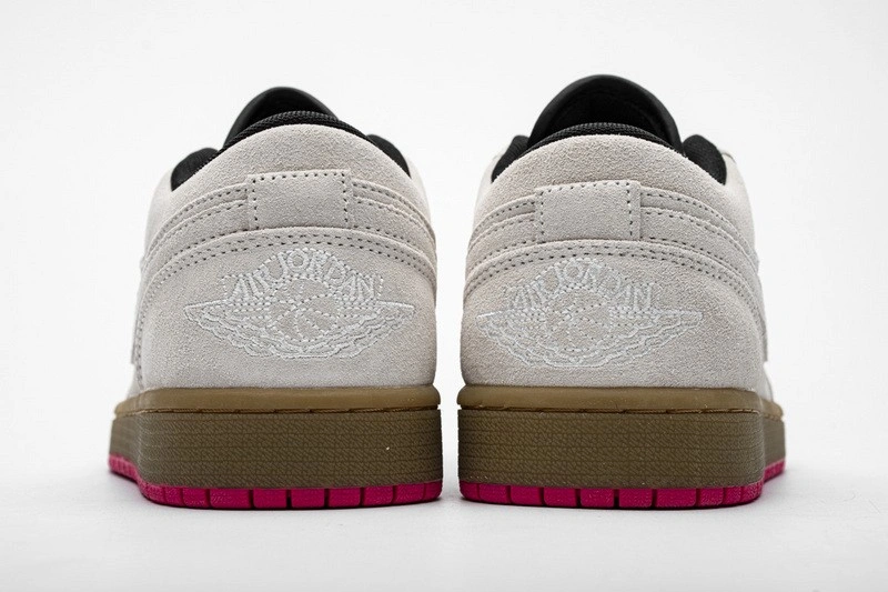 Jordan 1 Low White Gum Hyper Pink  553558-119