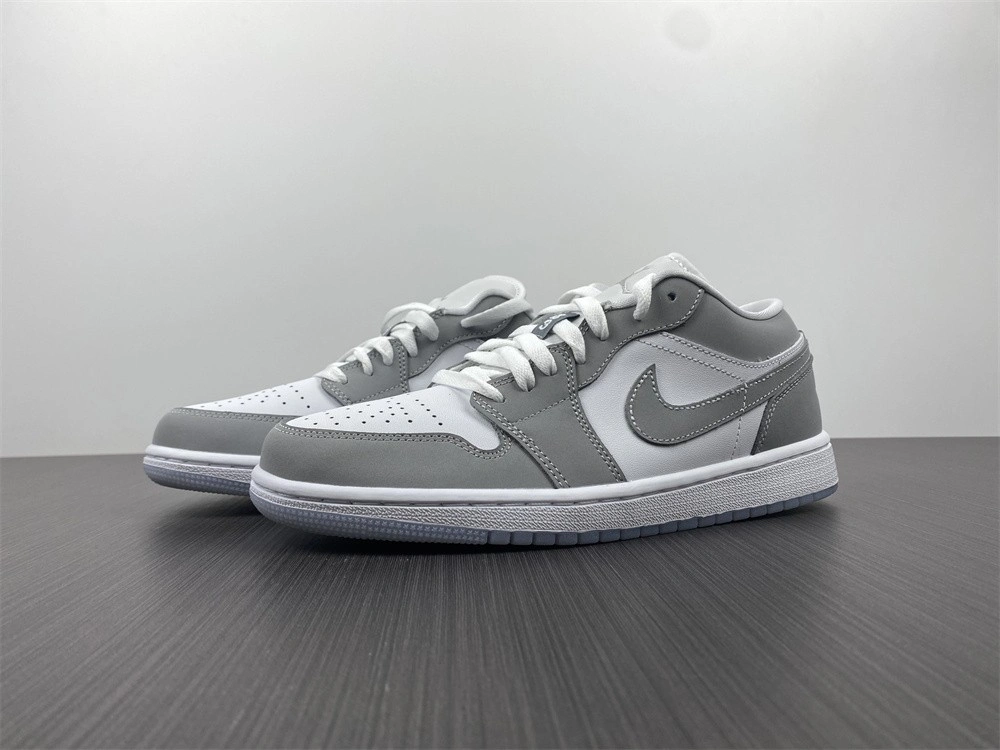 Jordan 1 Low Wolf Grey (W) - DC0774-105