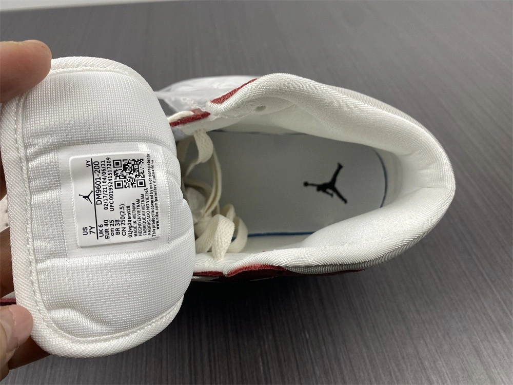 Jordan 1 Mid Anti-Gravity Machines (W) - DM9601-200