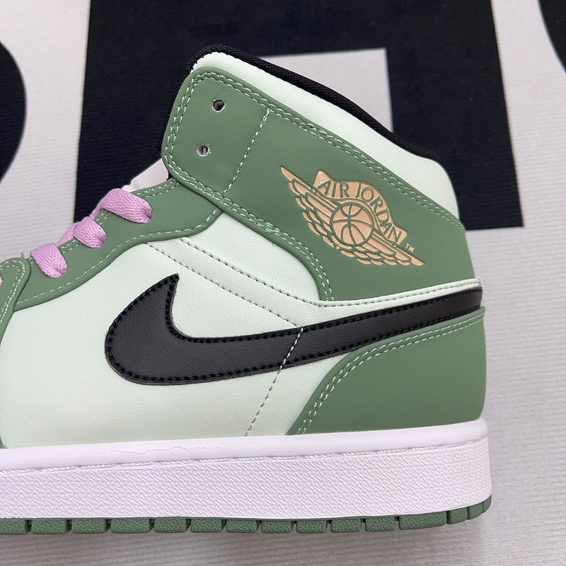 Jordan 1 Mid Dutch Green (W) - CZ0774-300