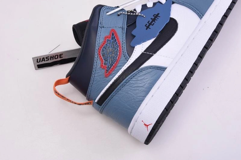 Jordan 1 Mid Fearless Facetasm  CU2802-100