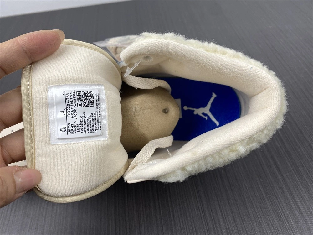 Jordan 1 Mid Fleece Pearl White (GS) - DO2207-264