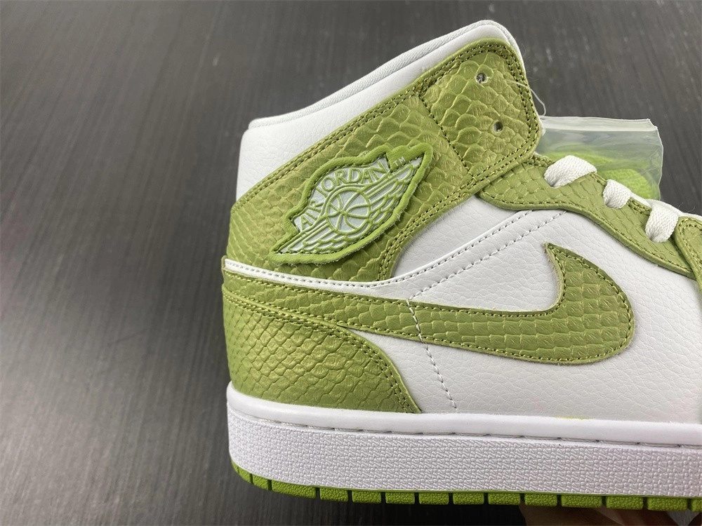 Jordan 1 Mid Green Python (W) - DV2959-113