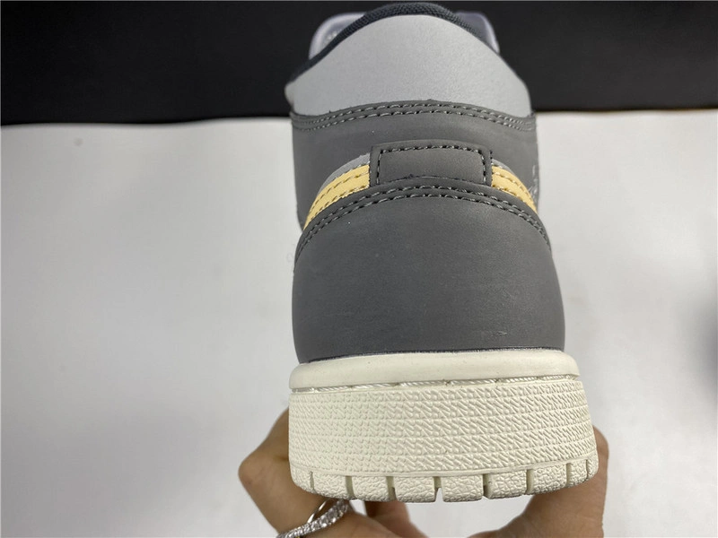 Jordan 1 Mid Grey Onyx (W) - BQ6472-020