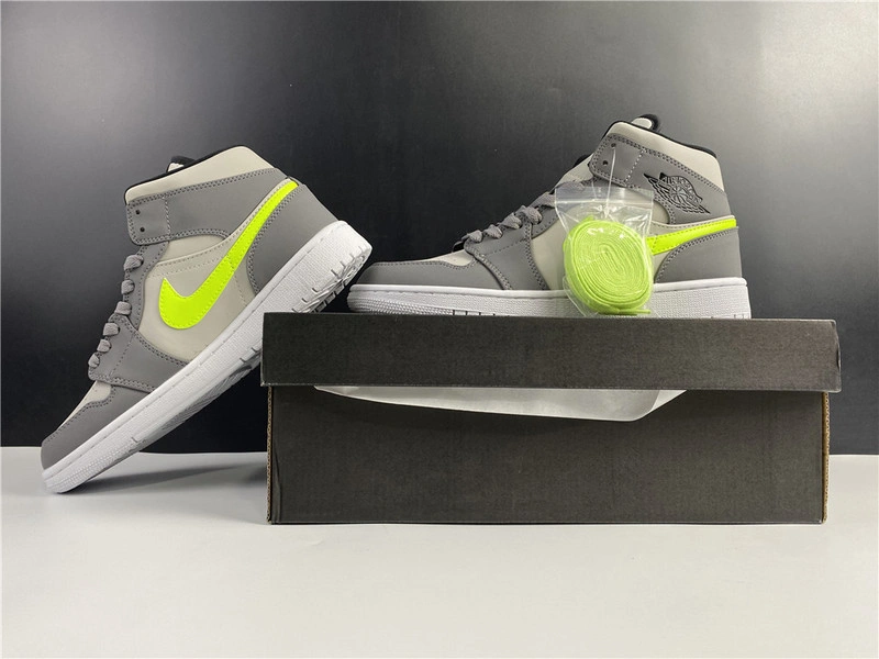 Jordan 1 Mid Gunsmoke Volt  554724-072