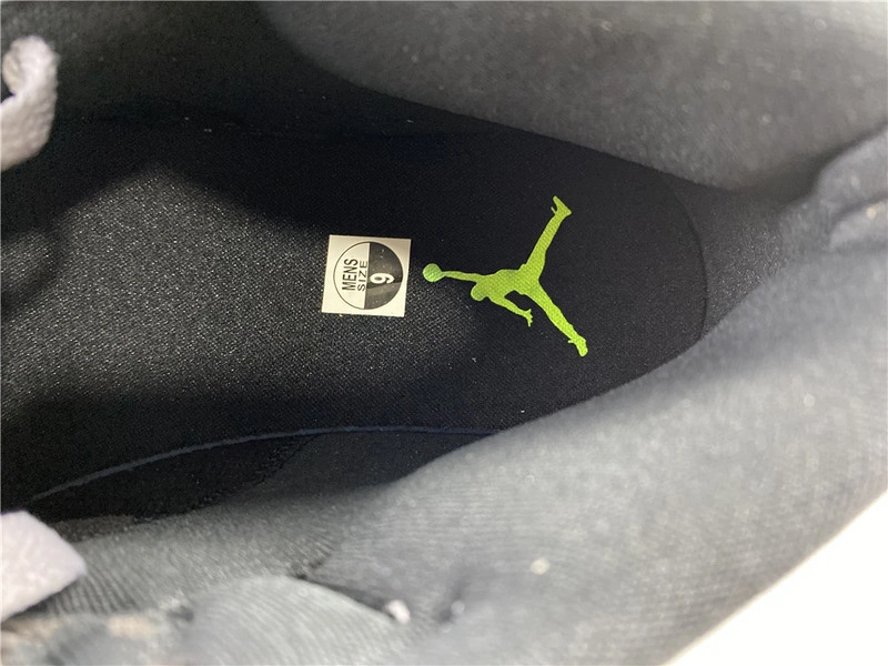 Jordan 1 Mid Gunsmoke Volt  554724-072