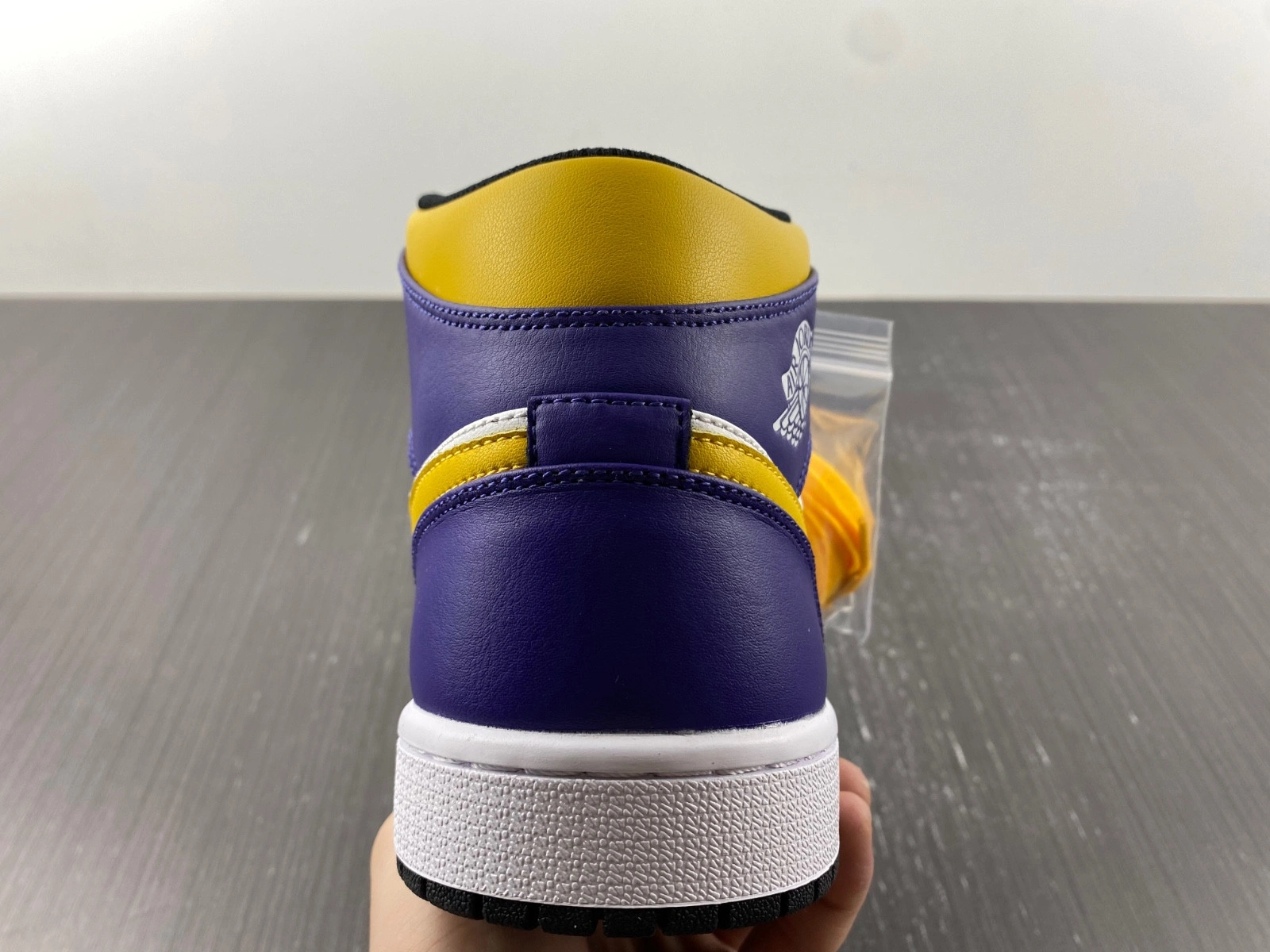 Jordan 1 Mid Lakers (2022) - DQ8426-517