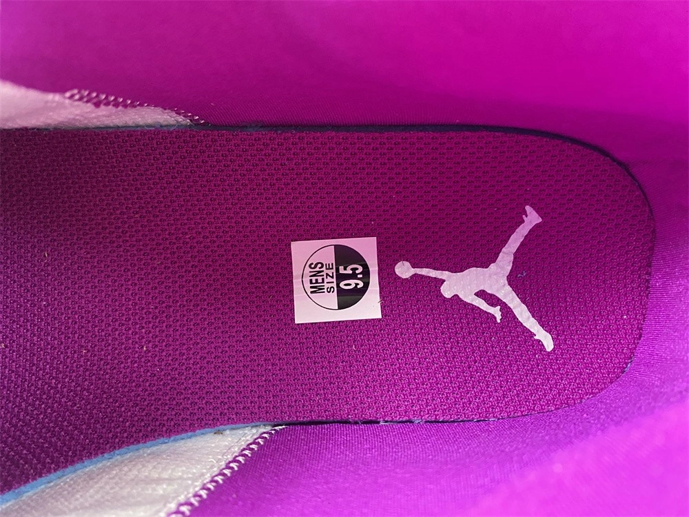 Jordan 1 Mid Magenta (2022) (W) - BQ6472-501