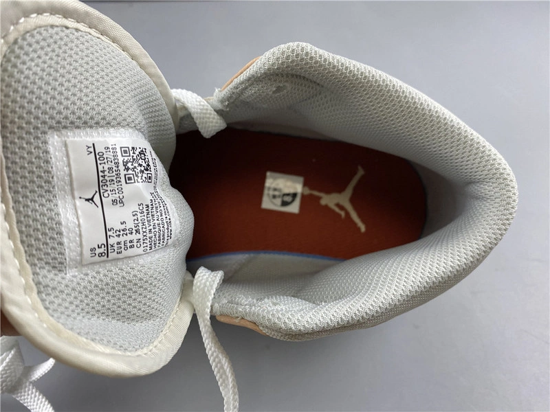 Jordan 1 Mid Milan   CV3044-100