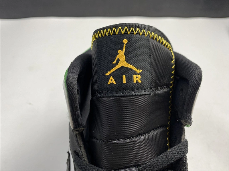 Jordan 1 Mid Oakland - 852542-101