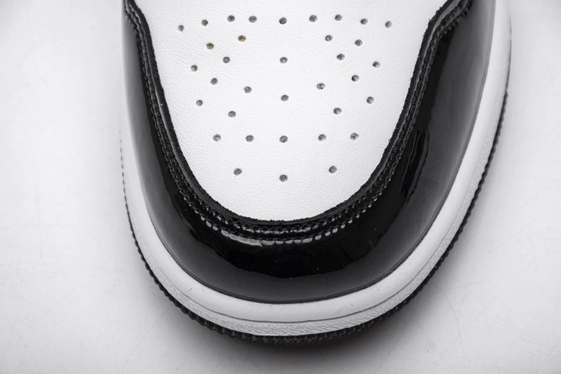 Jordan 1 Mid Patent Black White Gold   852542-007
