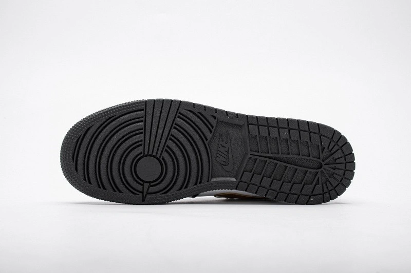 Jordan 1 Mid Patent Black White Gold   852542-007