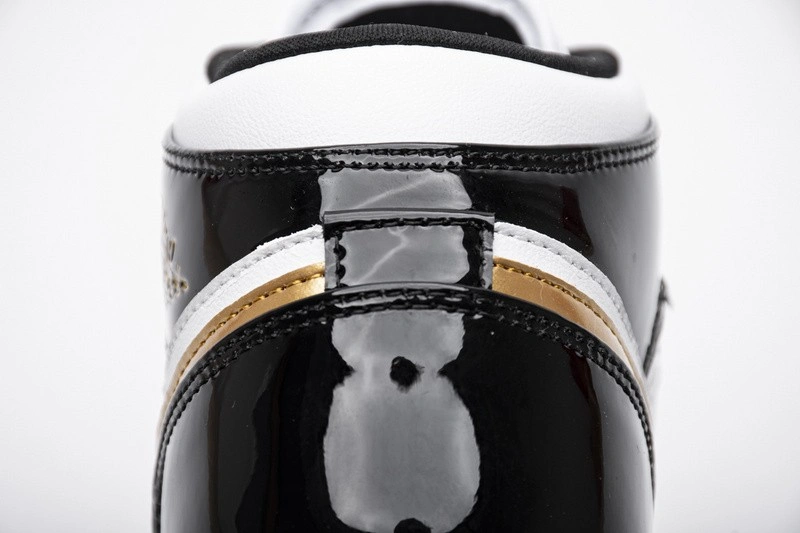 Jordan 1 Mid Patent Black White Gold   852542-007