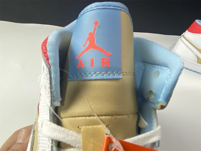 Jordan 1 Mid SE Sesame (W) - CZ0774-200