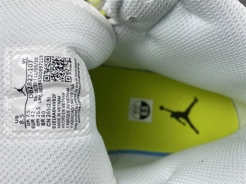 Jordan 1 Mid SE Voltage Yellow (W) - DB2822-107