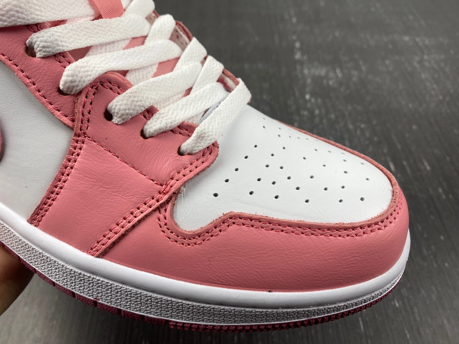 Jordan 1 Mid Valentine's Day (2023) (GS) - DQ8423-616