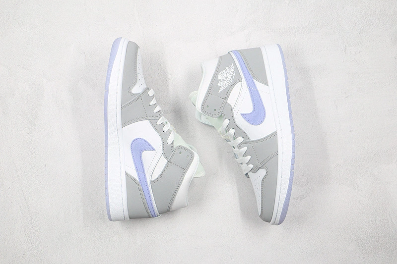 Jordan 1 Mid Wolf Grey Aluminum (W) - BQ6472-105