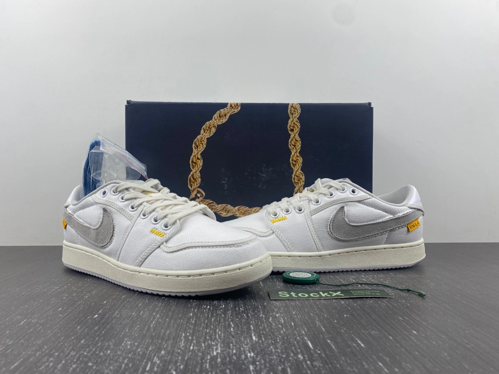 Jordan 1 Retro AJKO Low SP Union White Canvas  DO8912-101