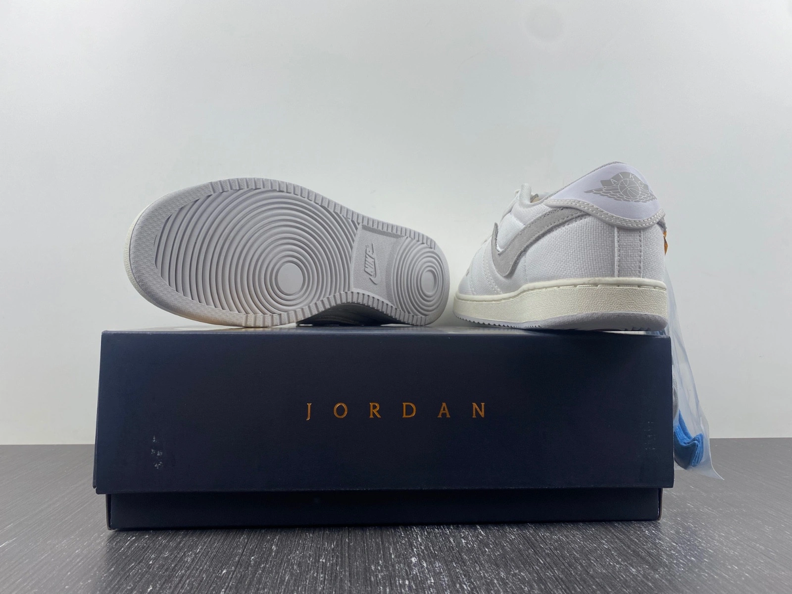 Jordan 1 Retro AJKO Low SP Union White Canvas  DO8912-101