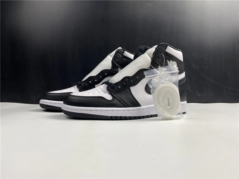 Jordan 1 Retro Black White (2014)  555088-010
