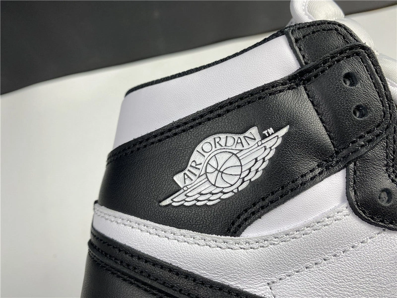 Jordan 1 Retro Black White (2014)  555088-010