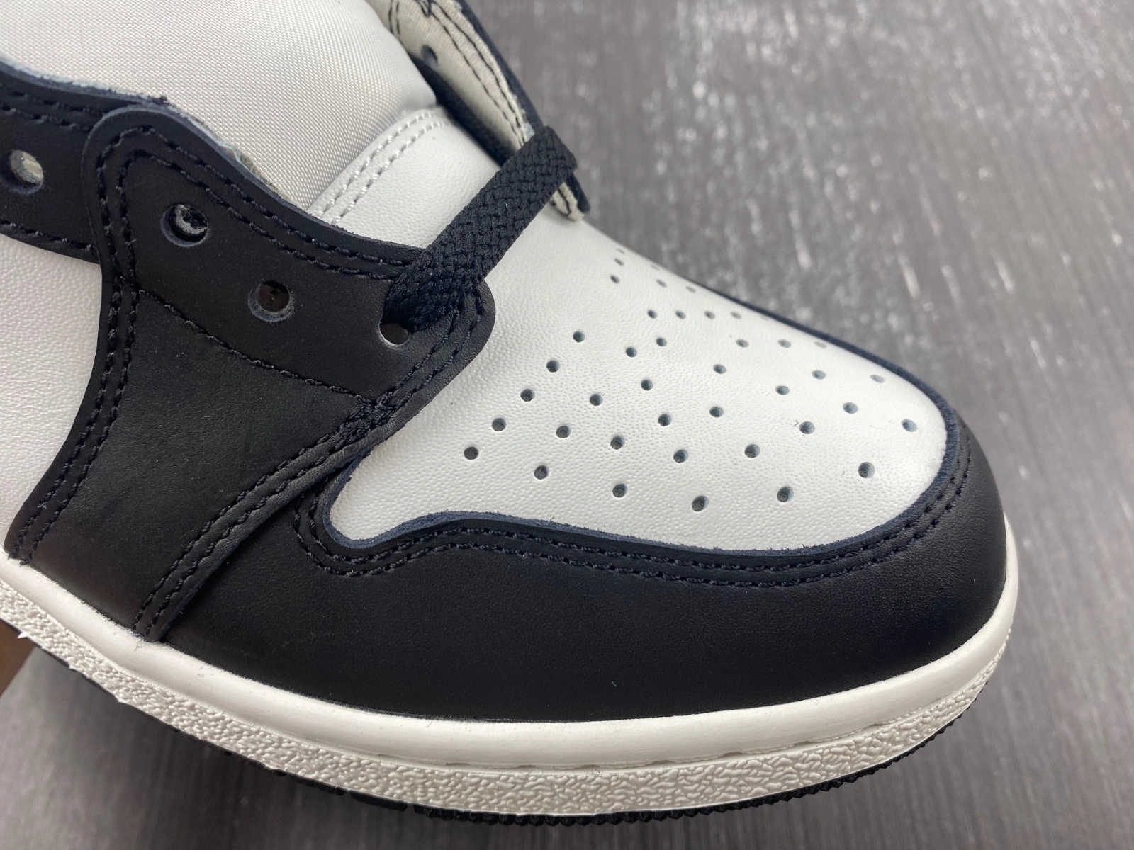 Jordan 1 Retro High 85 Black White (2023) - BQ4422-001